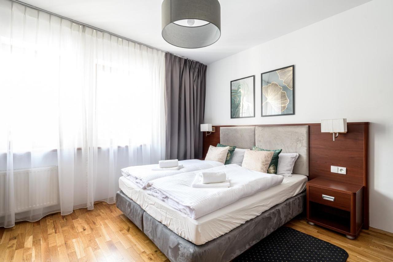 On/Set Aparthotel Krakkó Kültér fotó